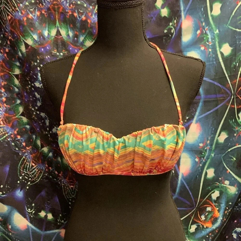 🤑O’Neil bikini top